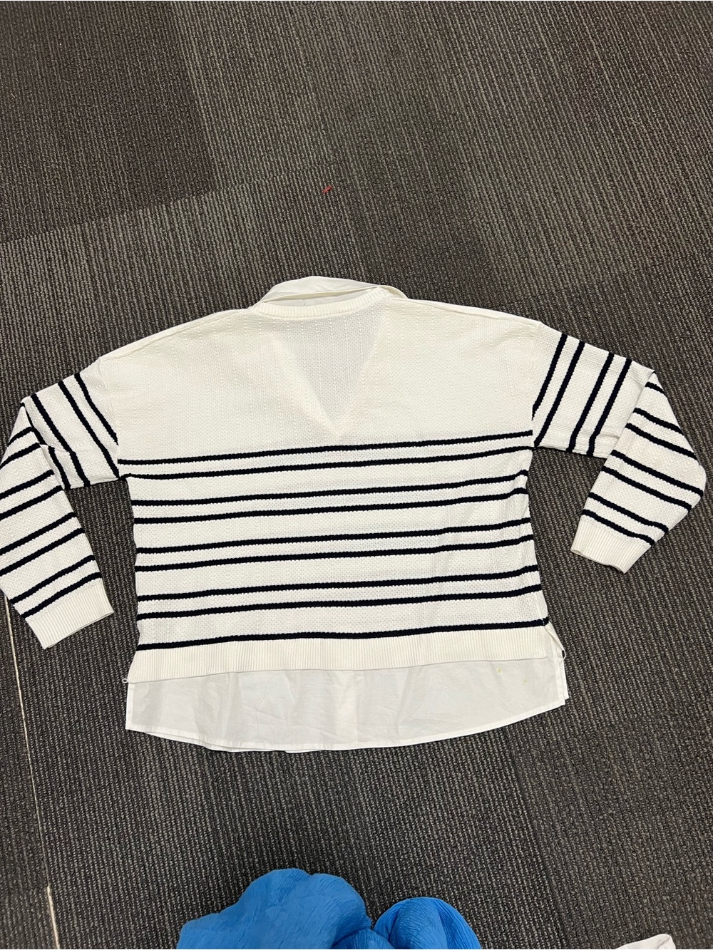Adrianna Papell White V-Neck Striped Sweater - Picture 3 of 4